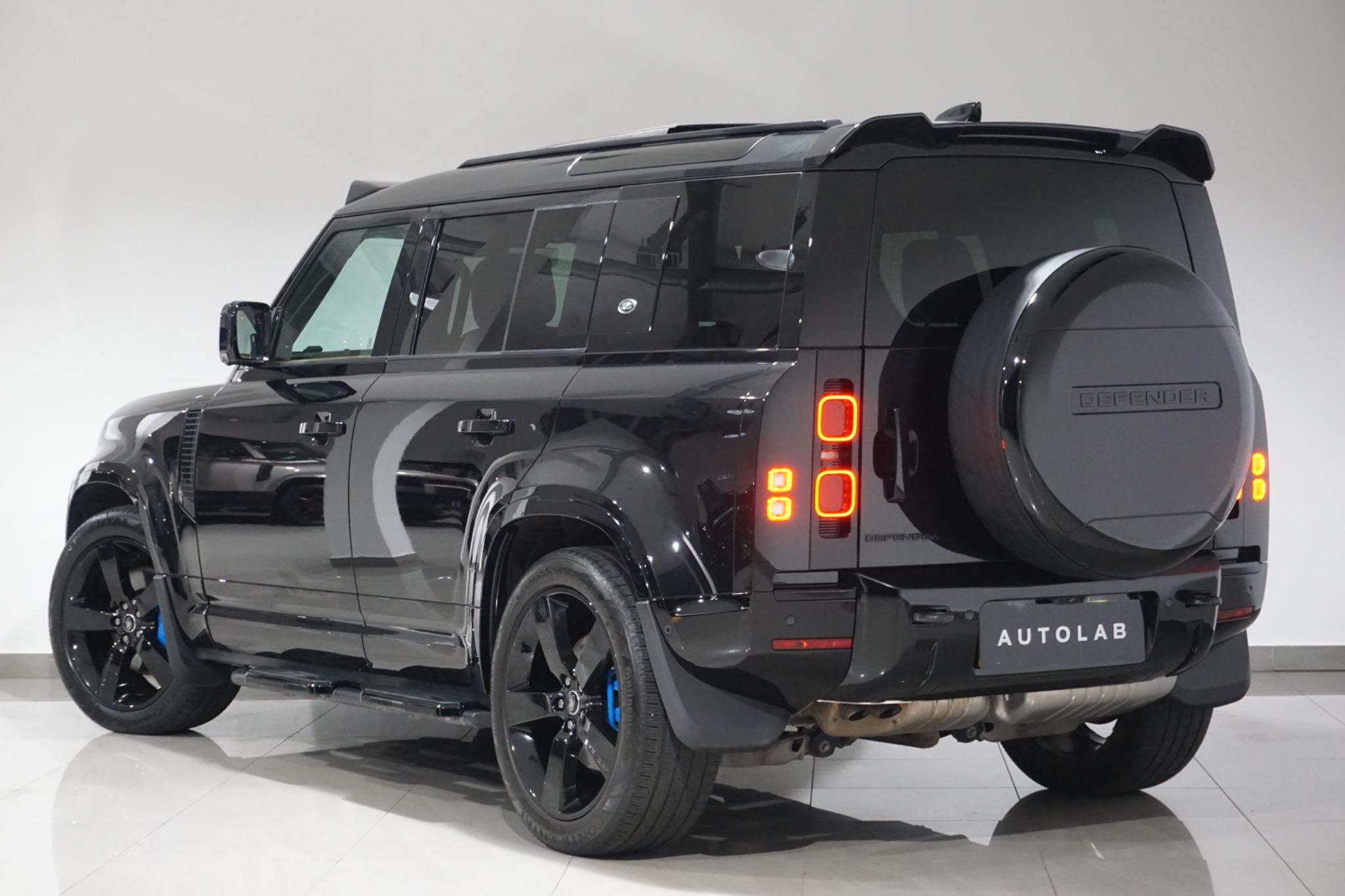 Land Rover Defender 110 3.0 D250 MHEV X-Dynamic HSE Auto 4WD Euro 6 (s/s) 5dr